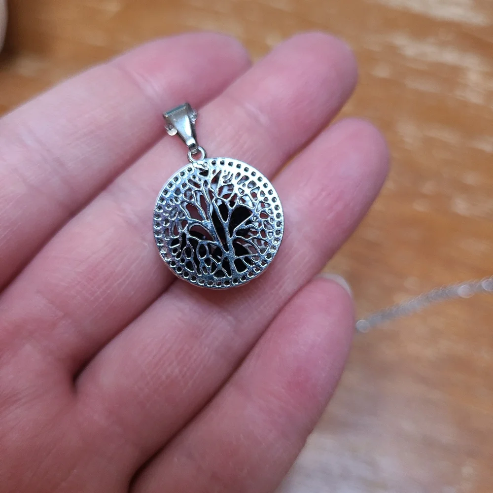 Silver Tree of Life Nature Necklace - Picture 4 of 4